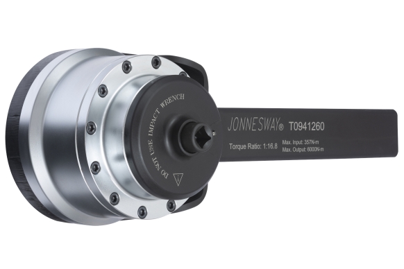 Wzmacniacz momentu 1/2"F x 1-1/2"M 6000Nm