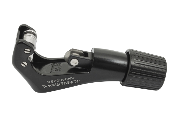 Przyrząd do cięcia rurek