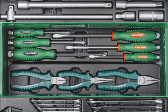 Skrzynka rozsuwana z zestawem 62szt. narzędzi