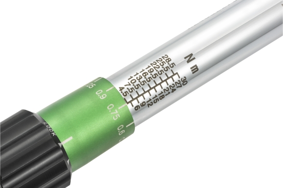 Klucz dynamometryczny 1/4" 4.5-30Nm z aluminiową rękojeścią
